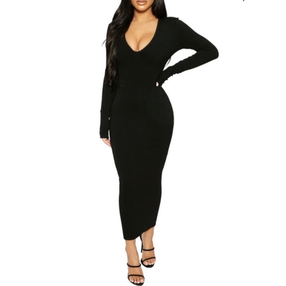 Black long sleeve dress